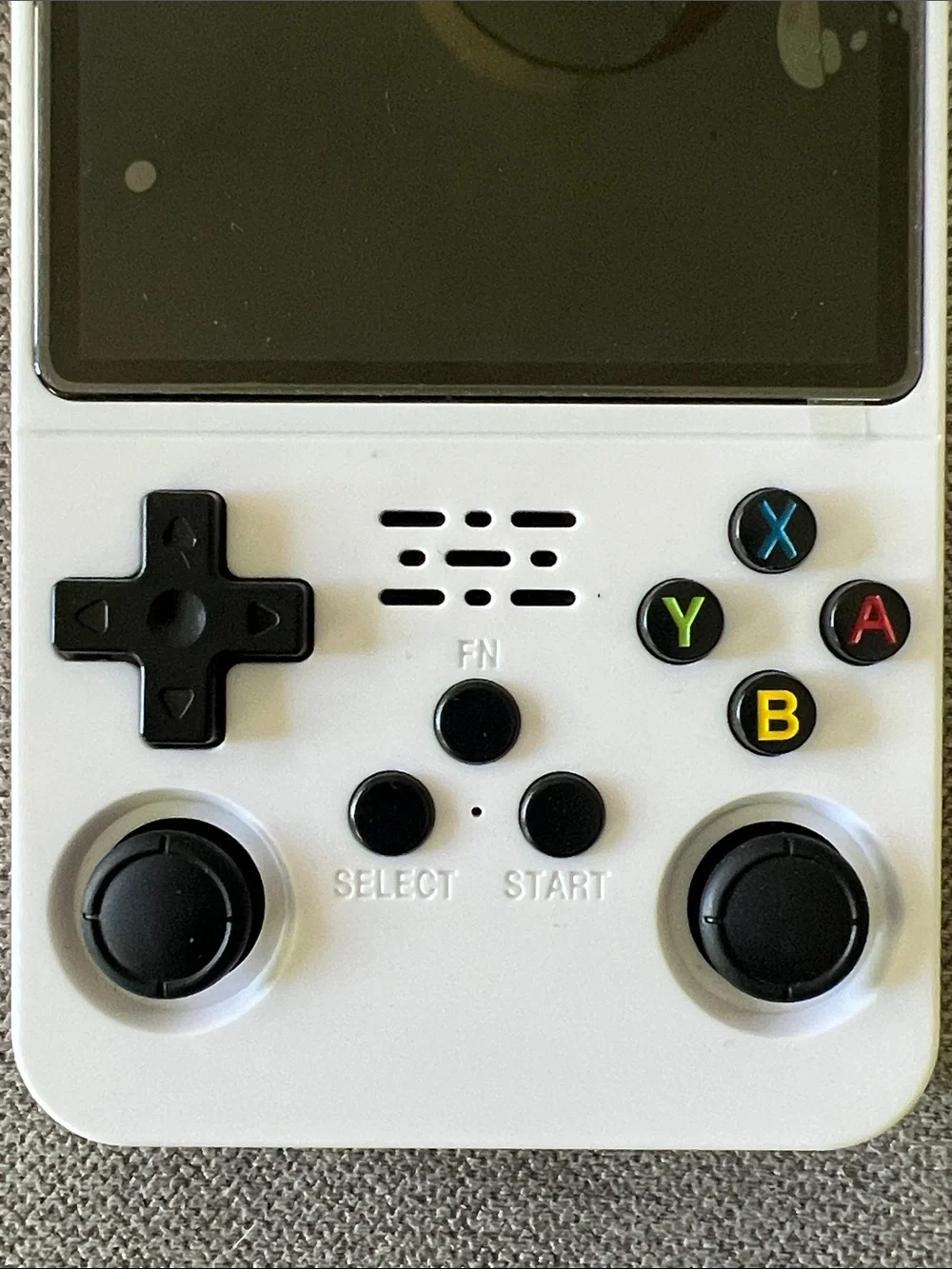 Retrotech R36S Handheld Video Game Console with Build-in 15000 Games (White)